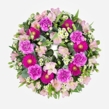 Classic Wreath in Shades of Pink